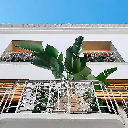 Guest house Blue Sardine Boutique (adults Only) *