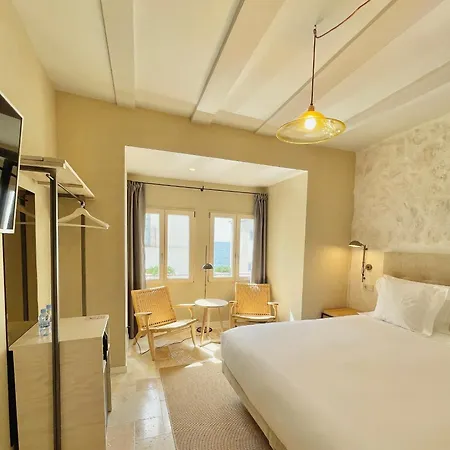 Blue Sardine Boutique (adults Only) 4*